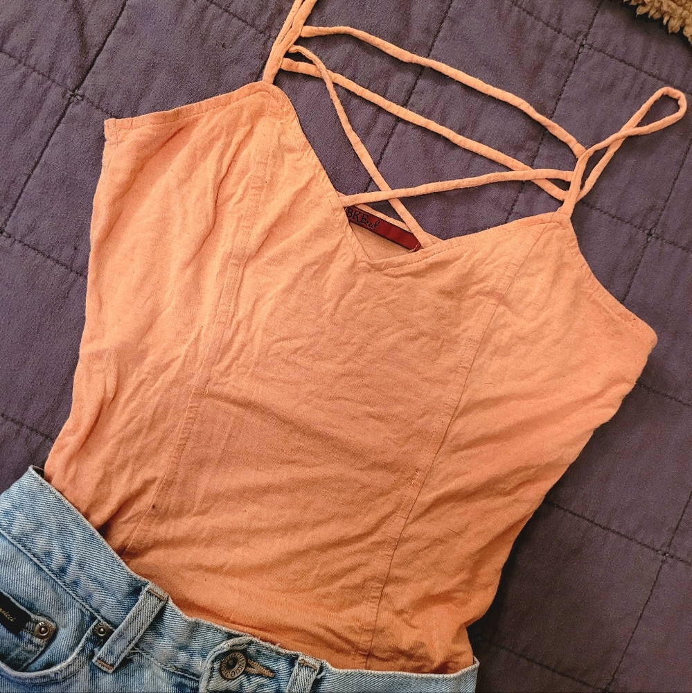Peach colored strappy  womens tank top BKE